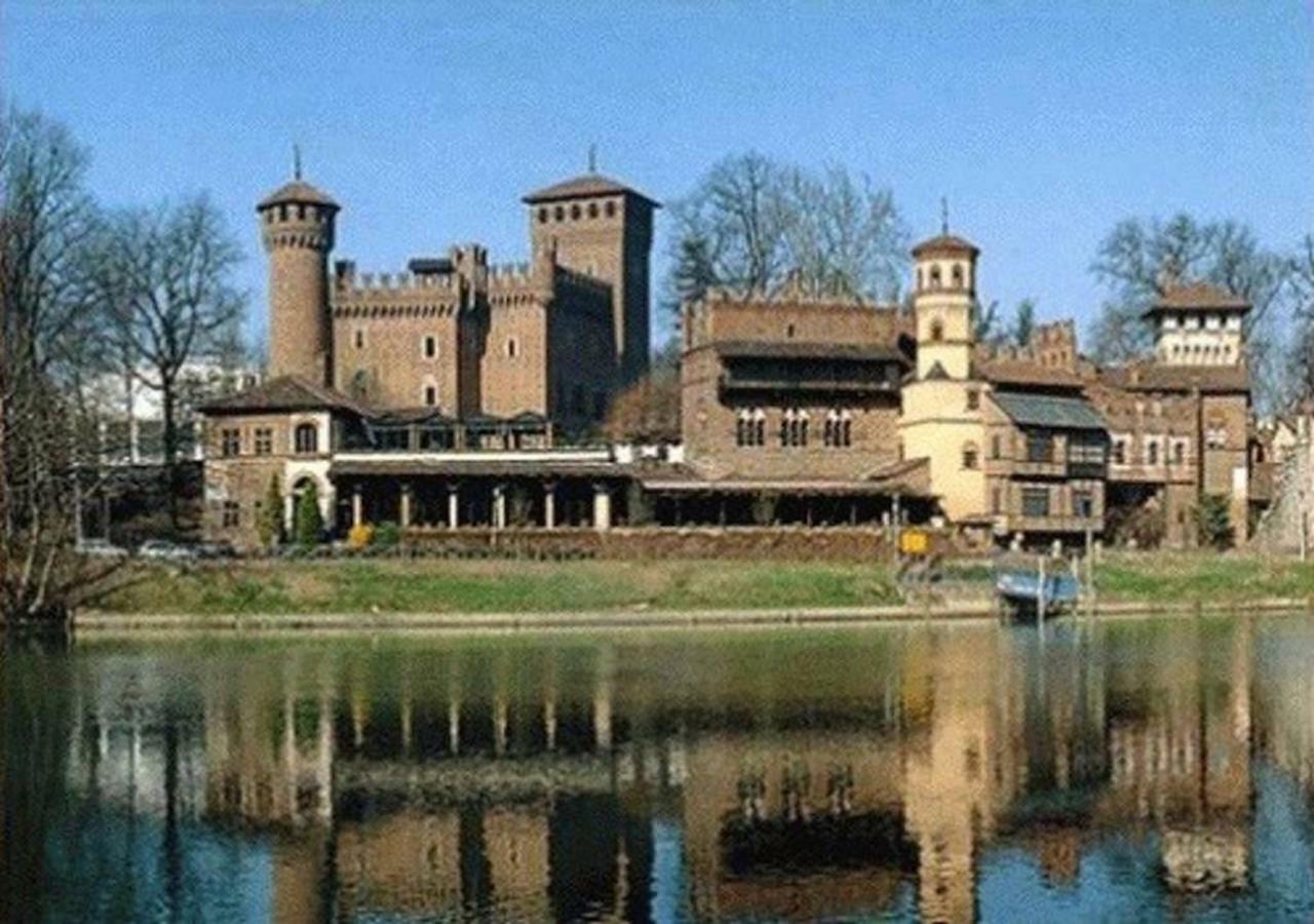 Fronte Po Apartment Turin Bagian luar foto