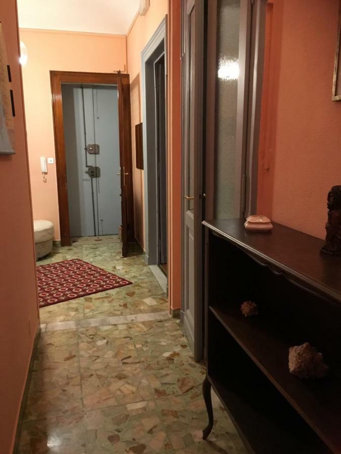 Fronte Po Apartment Turin Bagian luar foto