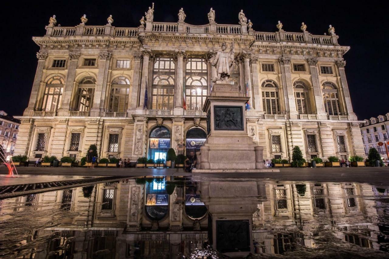 Fronte Po Apartment Turin Bagian luar foto